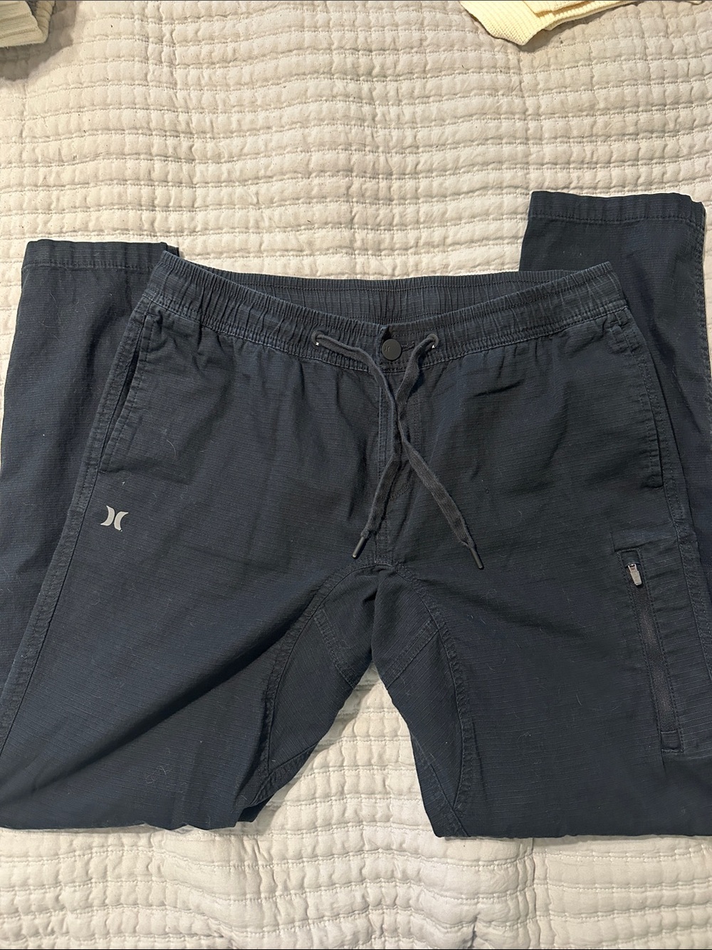 Hurley Men's Black rip stop Pants